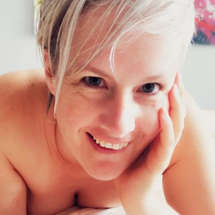 Anja the Swedish ex-Mormon Mommy Svenska OnlyFans model