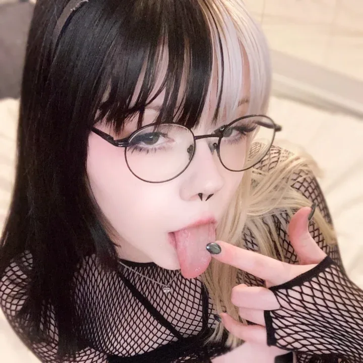 ella Svenska OnlyFans model