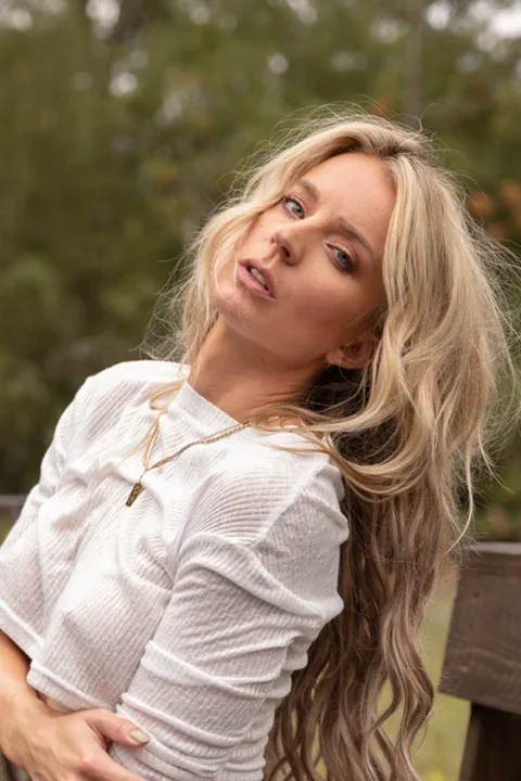 yrsaclicksvip Svenska OnlyFans model