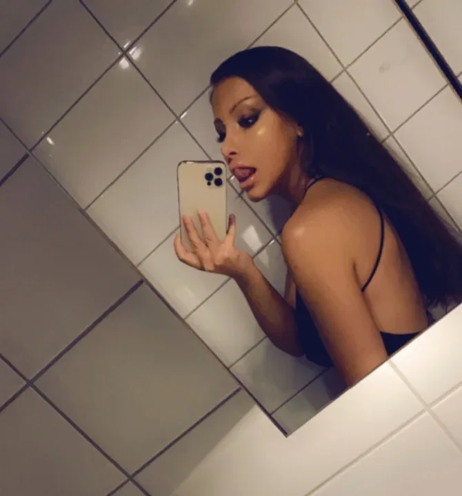 Victoria Alice Charlotta Svenska OnlyFans model